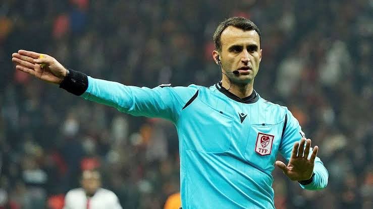 ajansfenercom's tweet photo. O düdüğü astıracaksınız @Fenerbahce https://t.co/DcdXUpjs3x