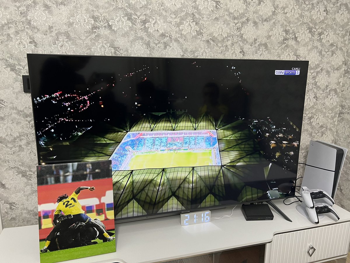 dilan_kayg's tweet photo. #Fenerbahçe-Trabzonspor
#FBvsTS
#Amrabat 
#BabanızFenerbahçe https://t.co/mdA0vTVcny