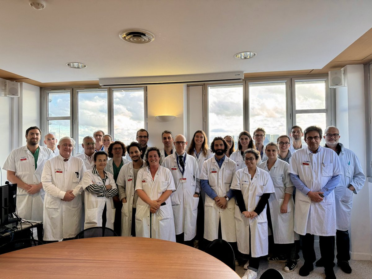 jeremielefevre (@jeremielefevre) on Twitter photo Grand changement à <a href="/HopSaintAntoine/">Hôpital Saint-Antoine AP-HP</a> en chirurgie digestive 7 internes et 6 CCA nous quittent pour de nouveau horizons chirurgicaux. Un grand merci à eux pour le travail fourni. <a href="/ThibaultVORON/">Thibault VORON</a> <a href="/AlexandreChall2/">Alexandre Challine</a> <a href="/SFCD_Chirurgie/">Sfcd</a> <a href="/StAntoine_IBD/">Saint Antoine IBD Network</a> <a href="/nicolasrevel/">Nicolas Revel</a> <a href="/APHP/">Assistance Publique – Hôpitaux de Paris (AP-HP)</a> <a href="/MaximeKCollard/">Maxime Collard</a> Grand changement à <a href="/HopSaintAntoine/">Hôpital Saint-Antoine AP-HP</a> en chirurgie digestive 7 internes et 6 CCA nous quittent pour de nouveau horizons chirurgicaux. Un grand merci à eux pour le travail fourni. <a href="/ThibaultVORON/">Thibault VORON</a> <a href="/AlexandreChall2/">Alexandre Challine</a> <a href="/SFCD_Chirurgie/">Sfcd</a> <a href="/StAntoine_IBD/">Saint Antoine IBD Network</a> <a href="/nicolasrevel/">Nicolas Revel</a> <a href="/APHP/">Assistance Publique – Hôpitaux de Paris (AP-HP)</a> <a href="/MaximeKCollard/">Maxime Collard</a>