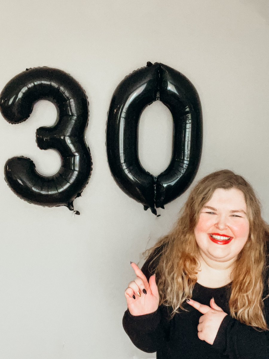 KaylaDanielleXO's tweet photo. 🪦rip 20s, there’s a new decade in town 🖤3️⃣0️⃣🖤
#birthday #30 #rip20s #byebye20s #30flirtyandthriving https://t.co/uCej6UlaPk