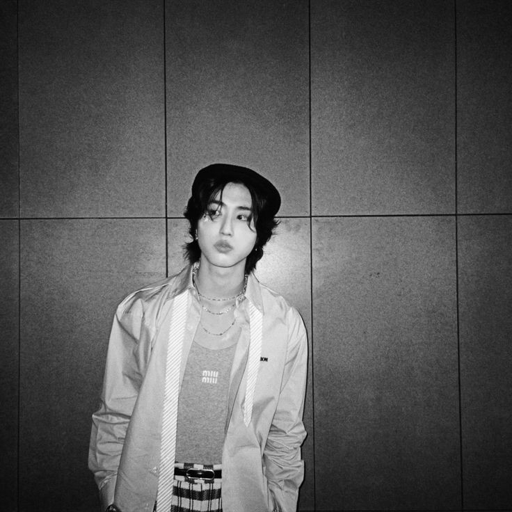 emxwrx's tweet photo. 𓄼 ՙ Enredado | #minsungau ✦ 

Donde Mnj le propone a su novio hacer un trío con un chico gay para que él empiece a controlar sus celos y posesivodad. 

No obstante, ella no esperaba que su novio termine eso interesándose en el chico. https://t.co/WlXdVCXf6z