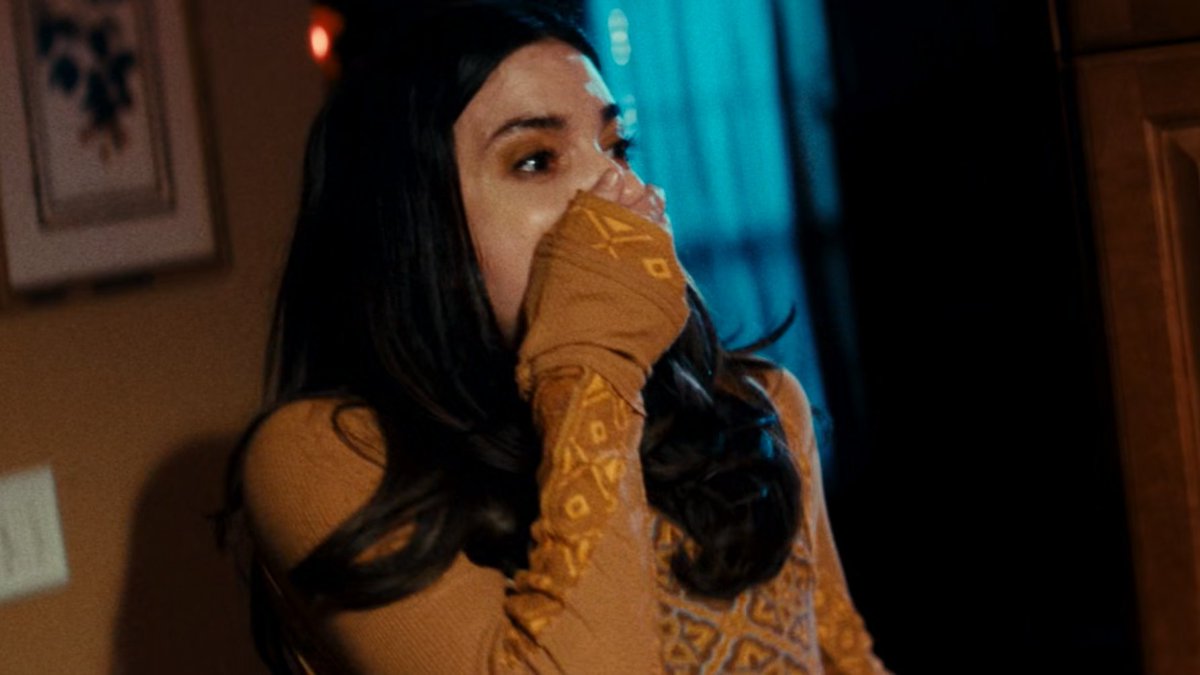 KryptKeeper21's tweet image. Art the Clown's reaction to Sienna seeing him in Terrifier 3's third act. 🎄🪓