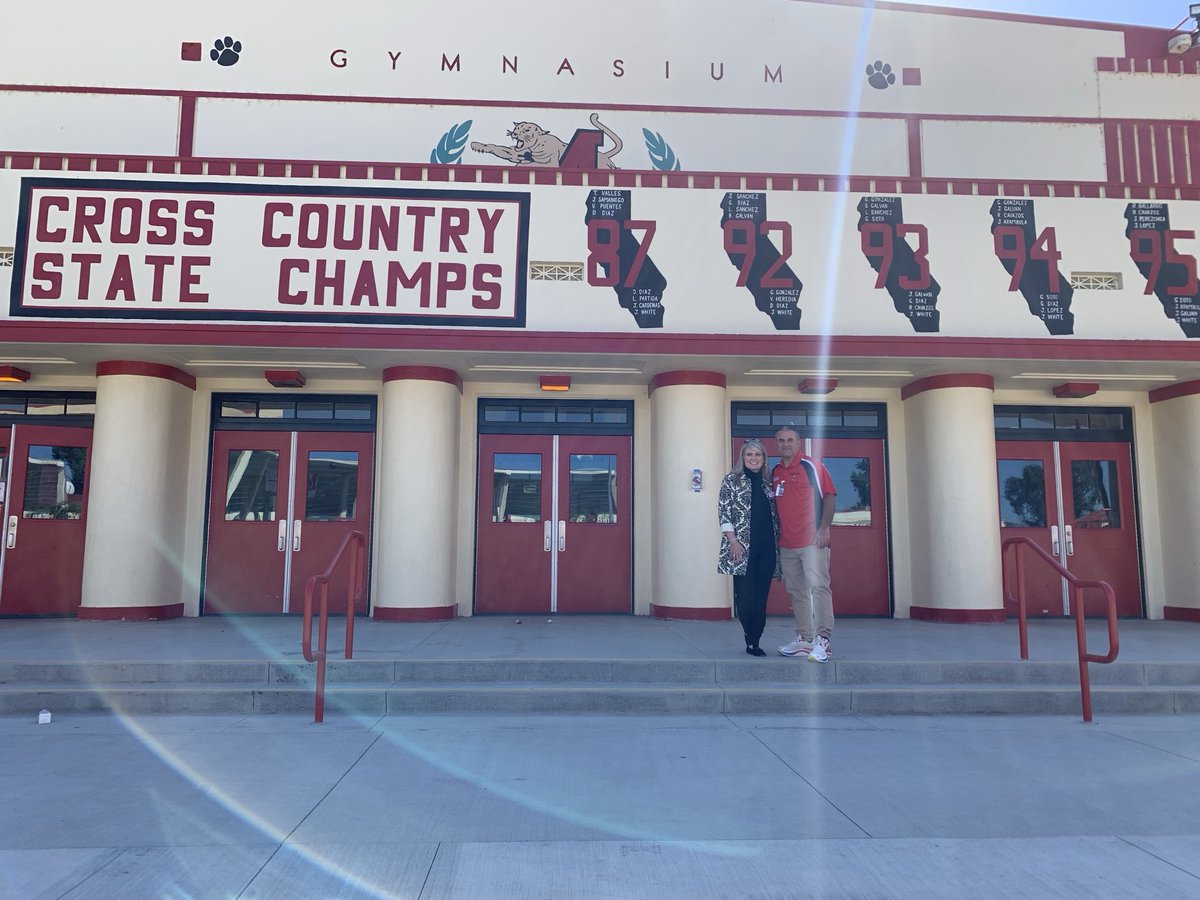melsteph0801's tweet photo. Have you seen the movie “McFarland, USA”? My work this week in McFarland,CA allowed me to meet the REAL Danny Diaz!! He’s been a counselor/teacher at McFarland High for 29 years! Such a joy and loves to speak to student groups! ⁦⁦@WaltDisneyCo⁩ #soblessed #watchthemovie https://t.co/LCK2uDF3wZ