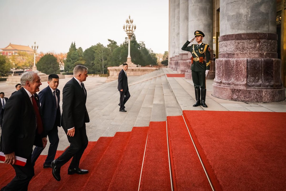 Robert Fico PL tweet media