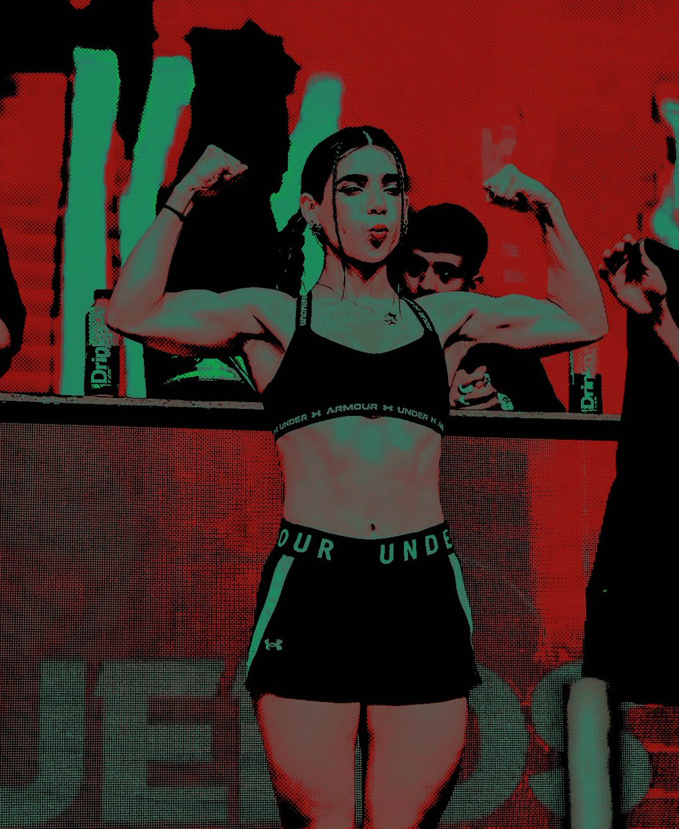 𝘢𝘴𝘪́ 𝘦𝘴 𝘴𝘦𝘯̃𝘰𝘳𝘢, 𝘴𝘶 𝘩𝘪𝘫𝘢 𝘵𝘢𝘮𝘣𝘪𝘦́𝘯 𝘮𝘦 𝘥𝘪𝘤𝘦 𝗺͟𝗮͟𝗺͟𝗶 .
⠀⠀⠀⠀ ⠀⠀⠀⠀ ⠀⠀⠀⠀#𝙨͟𝙚͟𝙙͟𝙪͟𝙘͟𝙩͟𝙞͟𝙫͟𝙚͟𝘴𝘶𝘯𝘥𝘢𝘺