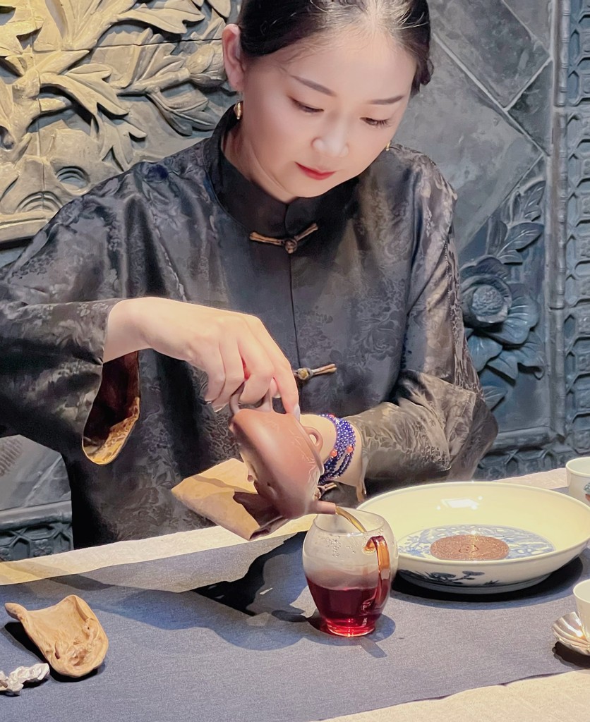 Tea Drunk tweet media