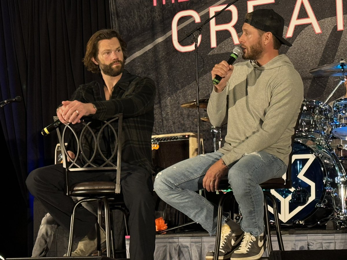 dugindeep96's tweet image. Intently listening Q: who’s their “person” outside of their partners that they rely on for good and bad? 

Part 1

#spncon #chicon