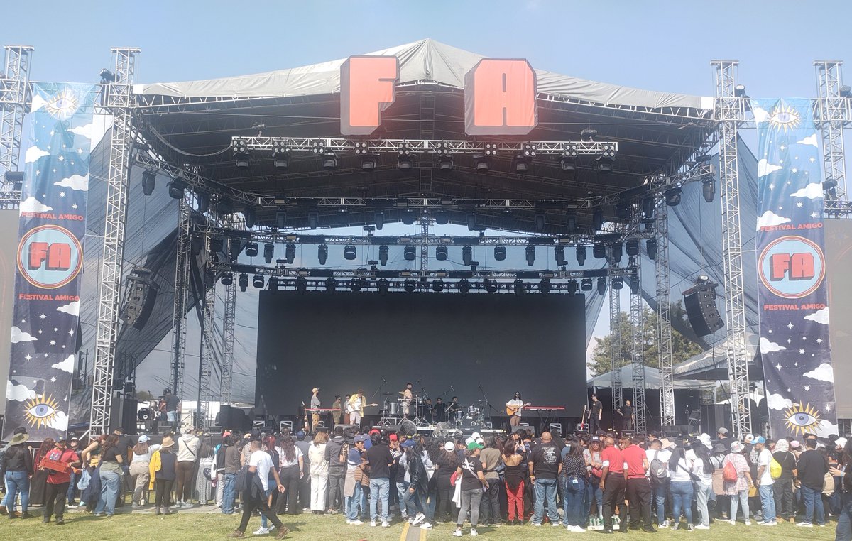 davidpen_pena's tweet photo. FA festival 🤟😎 https://t.co/Bc5U7BtIsx