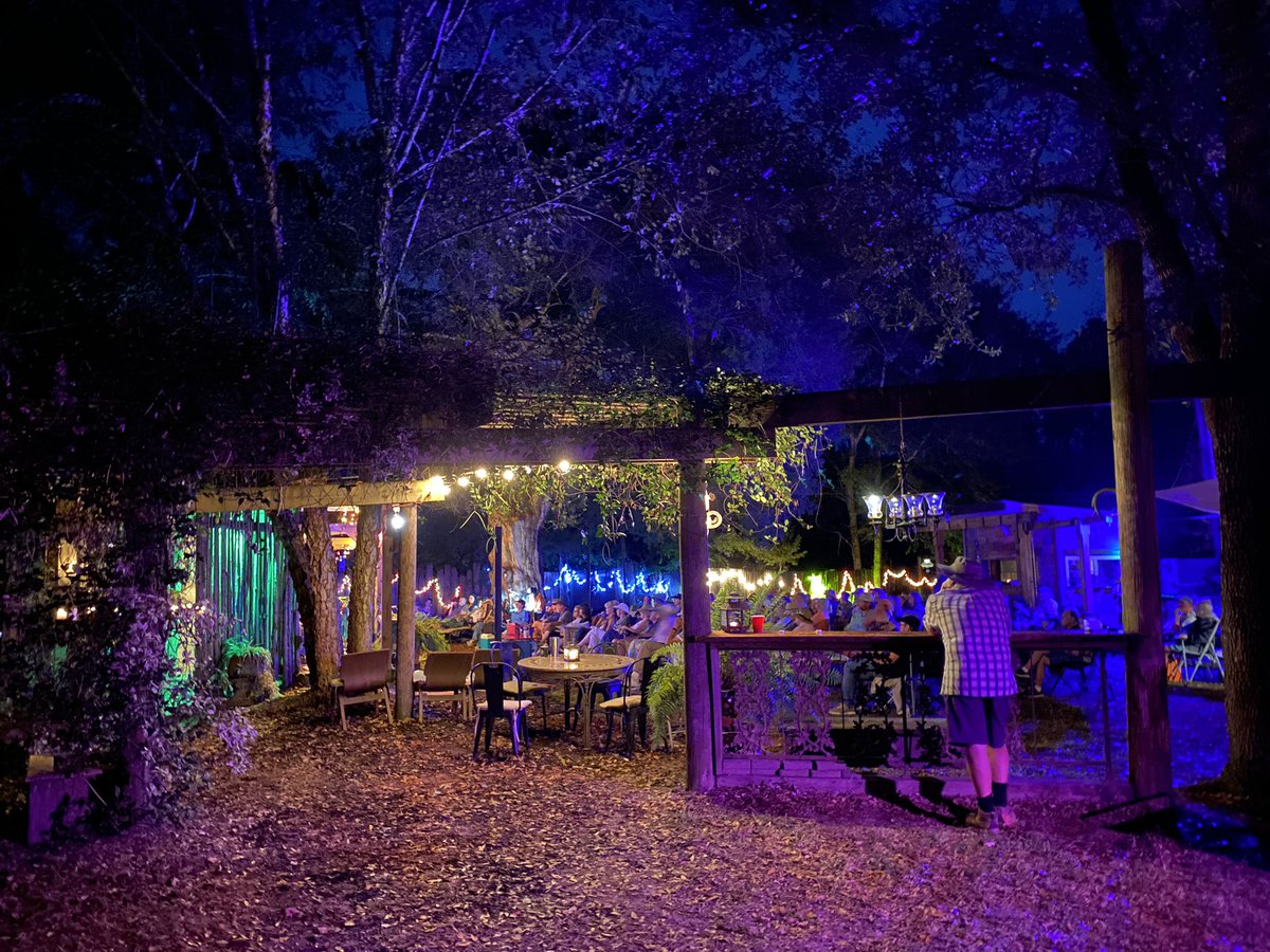 Chad_Edwardz's tweet image. Nighttime at The Frog Pond Sunday Social 
11.3.24
Silverhill, AL

#frogpondsundaysocial #silverhill #alabama 
MCE Photography This is Alabama