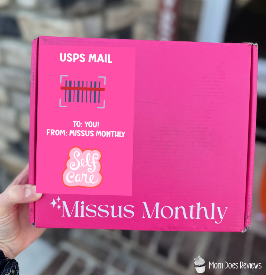 pamelamaynard's tweet image. The Missus Monthly Box Makes That Time of The Month More Enjoyable #MegaChristmas24 #subscriptionbox #brandsponsored momdoesreviews.com/2024/11/03/the…