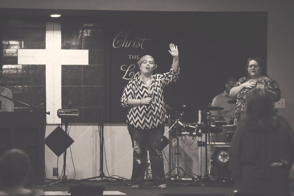 LivingTruthMP's tweet photo. Make a joyful shout to the Lord, all you lands! Serve the Lord with gladness; Come before His presence with singing.   

What a wonderful worship service today! https://t.co/fENTcnt81O