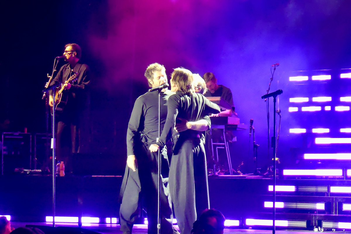 BeyondtheEncore's tweet photo. A Day On The Green: Take That - This Life On Tour &amp; guests.

@takethat @ADayOnTheGreen 

02.11.2024.

#ADOTG #TakeThat #SophieEllisBextor #RickiLee #Dacy #PeterLehmannWines #LiveMusic #Adelaide #SouthAustralia #AdelaideEvents #ThisLifeOnTour https://t.co/4OFwDjRc8m