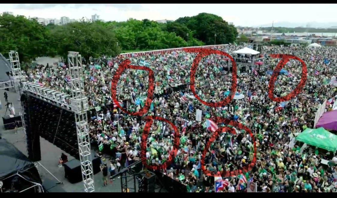 ____TRC____'s tweet photo. Cuatro gatos. No pasan de 100 comunistas ahí. https://t.co/7d285nhP28