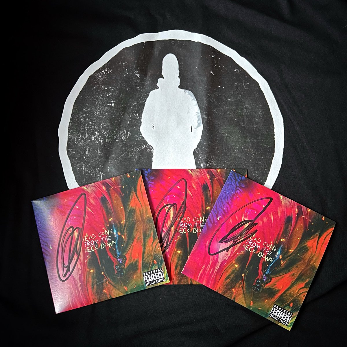 diivesmusic1's tweet photo. Just wanna say a huge thank you to everyone who came down to my album launch last night! Had the best time &amp; great to see everyone! Thanks to everyone who bought a CD or a T-Shirt too! It honestly means the world! Massive thank you to Lyn and all the staff for a great night!! https://t.co/XaHEDVDQB4