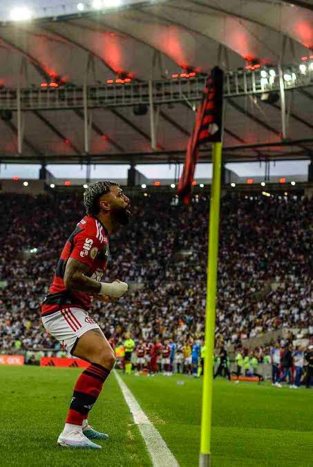 _OsFlanaticos's tweet photo. O REI DAS FINAIS 💪 https://t.co/wlp9a6QT7t