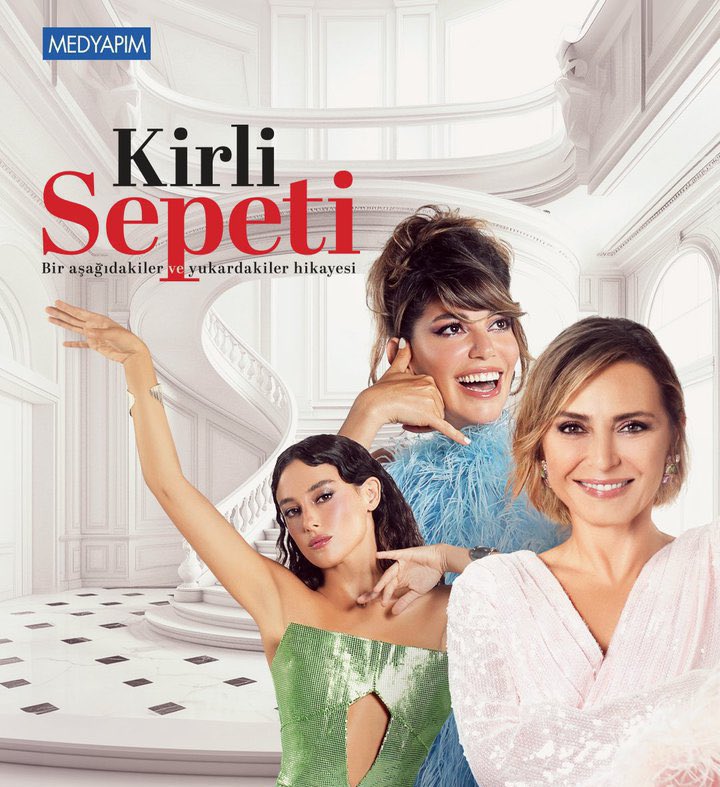 DTural's tweet photo. #KirliSepeti dizisinde final zamanı.. 40 bölüm boyunca kâh ağlatıp, kah güldüren bir iş olarak akıllarda kalacak. Yapımda emeği geçen tüm ekibi kutlarım. Yeni projelerinde başarılar diliyorum. Alkışlar size gelsin. 👏👏 https://t.co/Z5P6ttNnV2