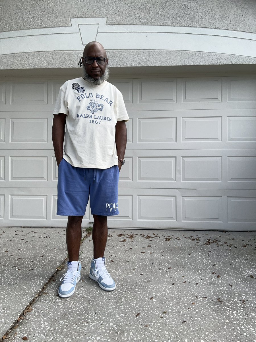 Polo4Ever77's tweet photo. Day 3
@Kil889 did the ones with this one!!
#NovemBear #PoloBear #HyperRoyalOnes #Polo1992 #EverythingEVERYDAY #RalphLauren #30For30PoloBears https://t.co/1323JyehS8