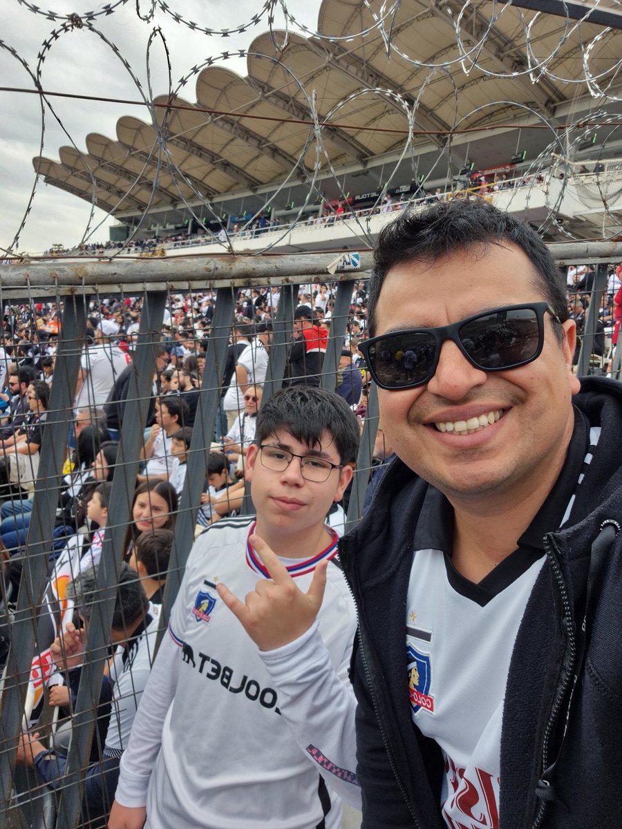 CYvenes's tweet photo. Vamos arriba los Albos #enlapieldecolocolo https://t.co/eX50LVDuII