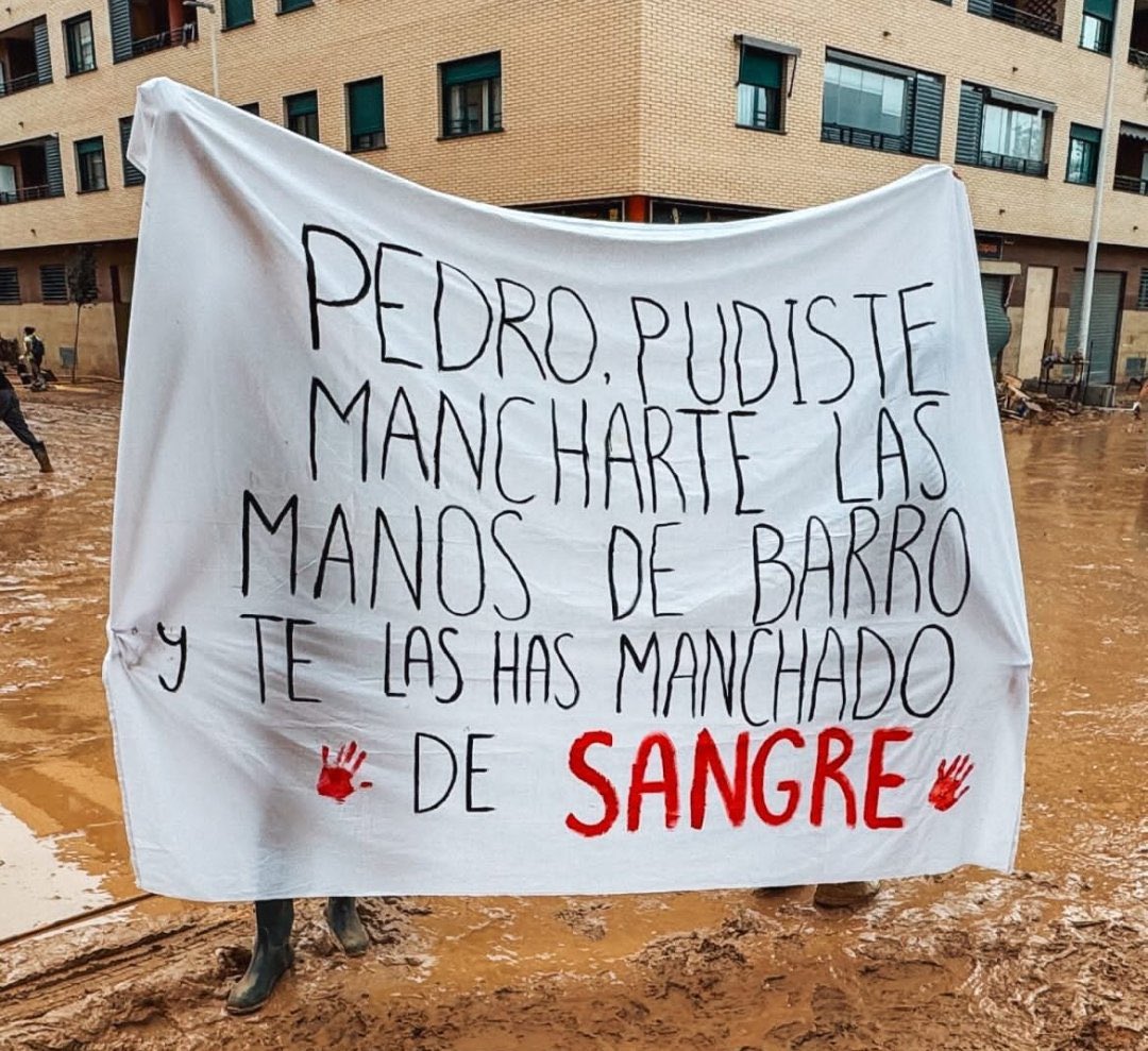 🇪🇸 | Visto durante la visita de Sánchez a los pueblos afectados por la DANA en Valencia.