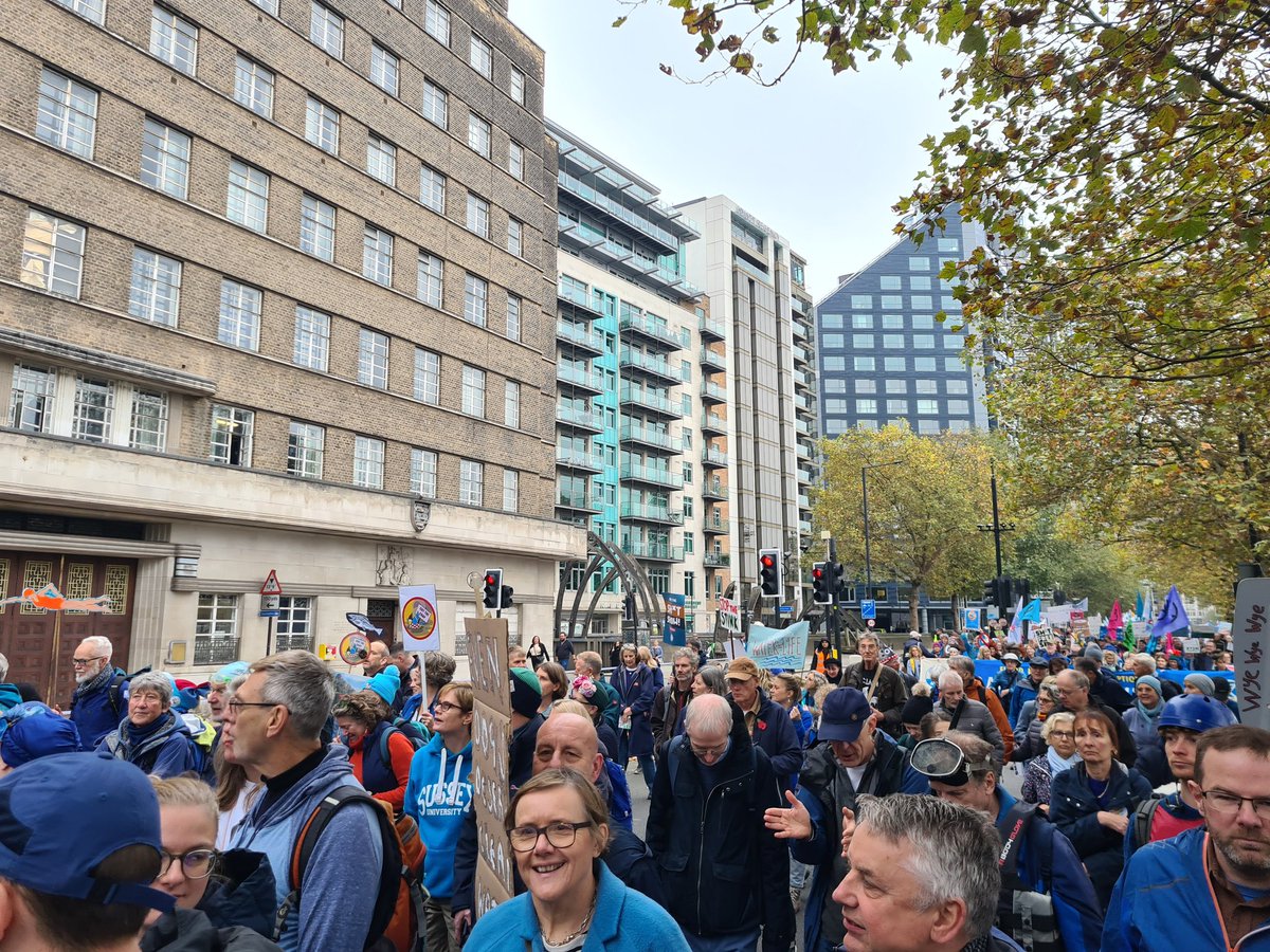 JennieShowers's tweet photo. At #MARCHFORCLEANWATER today 💙 with some of my fellow #KentWildlifeTrust volunteers 💙 https://t.co/rJxMHxUeLl