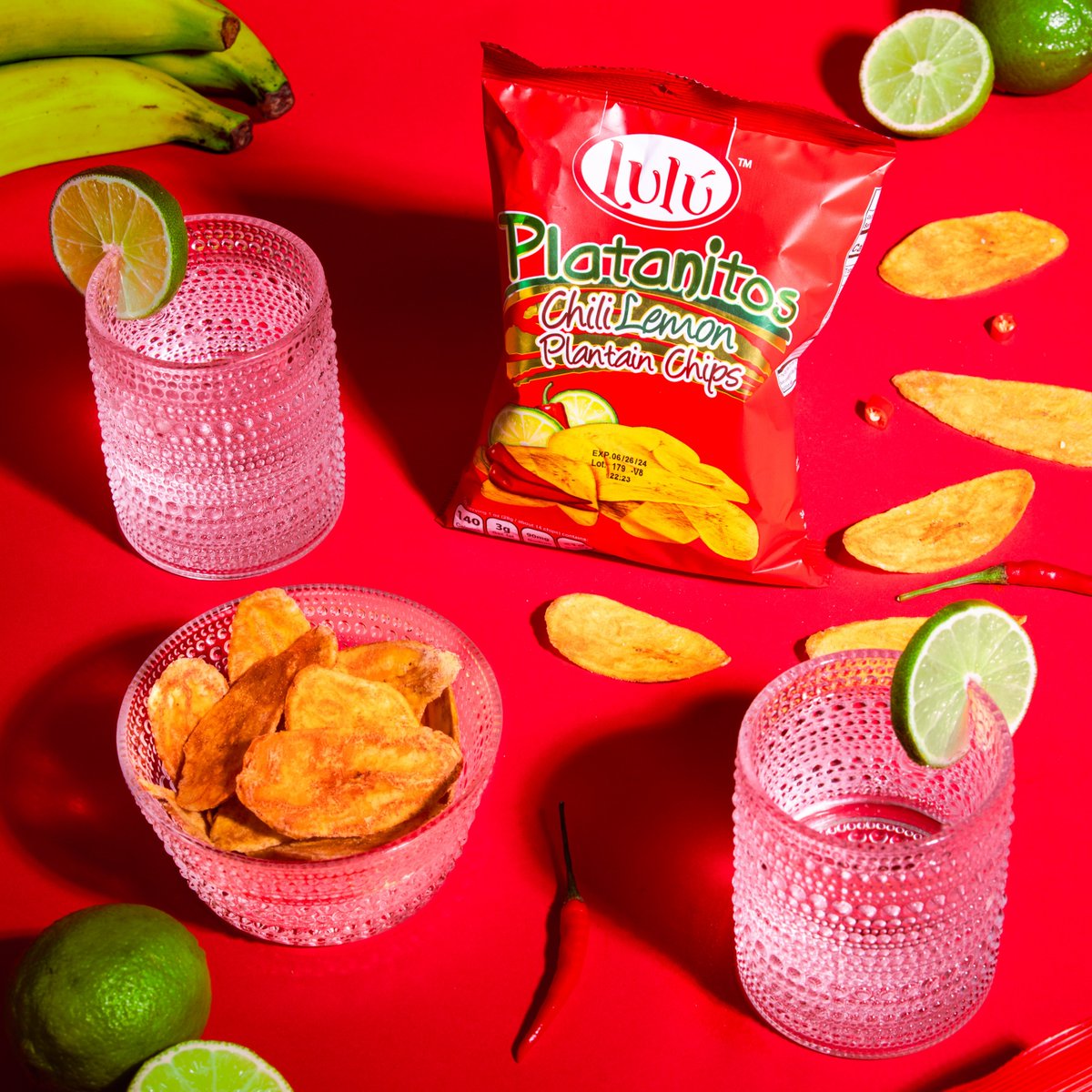 VisualTheoryCo's tweet photo. Dive into the irresistible crunch of LuLu plantain chips! 😋

#Chips #LuLu #Foodphotography #LuLu #foodie #instafood #delicious #phtotoftheday https://t.co/s07j1fXRJT