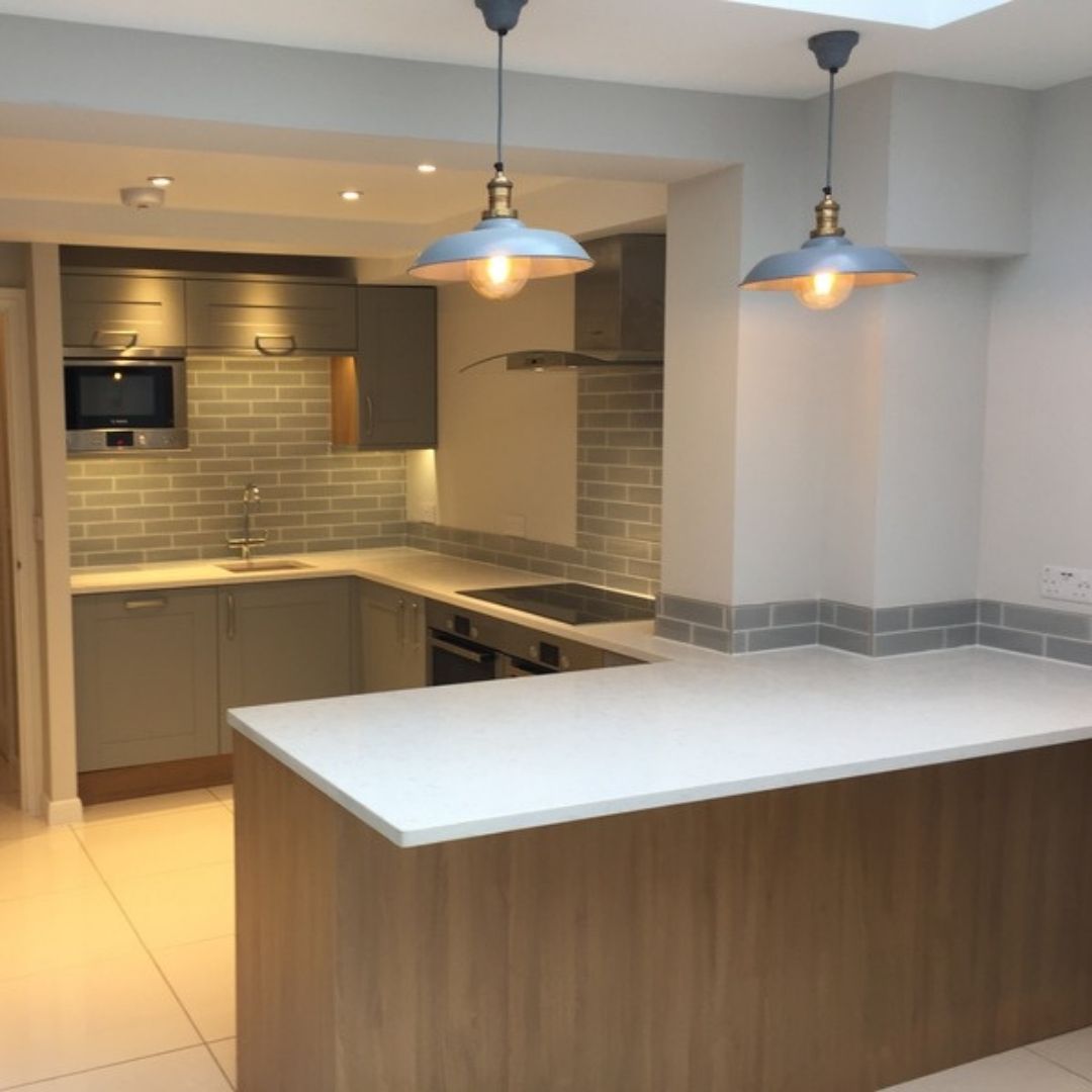 TinaRiley20's tweet photo. Third time’s a charm! Honoured to refresh this kitchen for the third time since 2000. Featuring light grey shaker cabinets, Mirrolux quartz, Karndean oak flooring, and an eye-level oven. Grateful for clients who have trusted us for over two decades! ✨ https://t.co/4BhHLmQ6cr