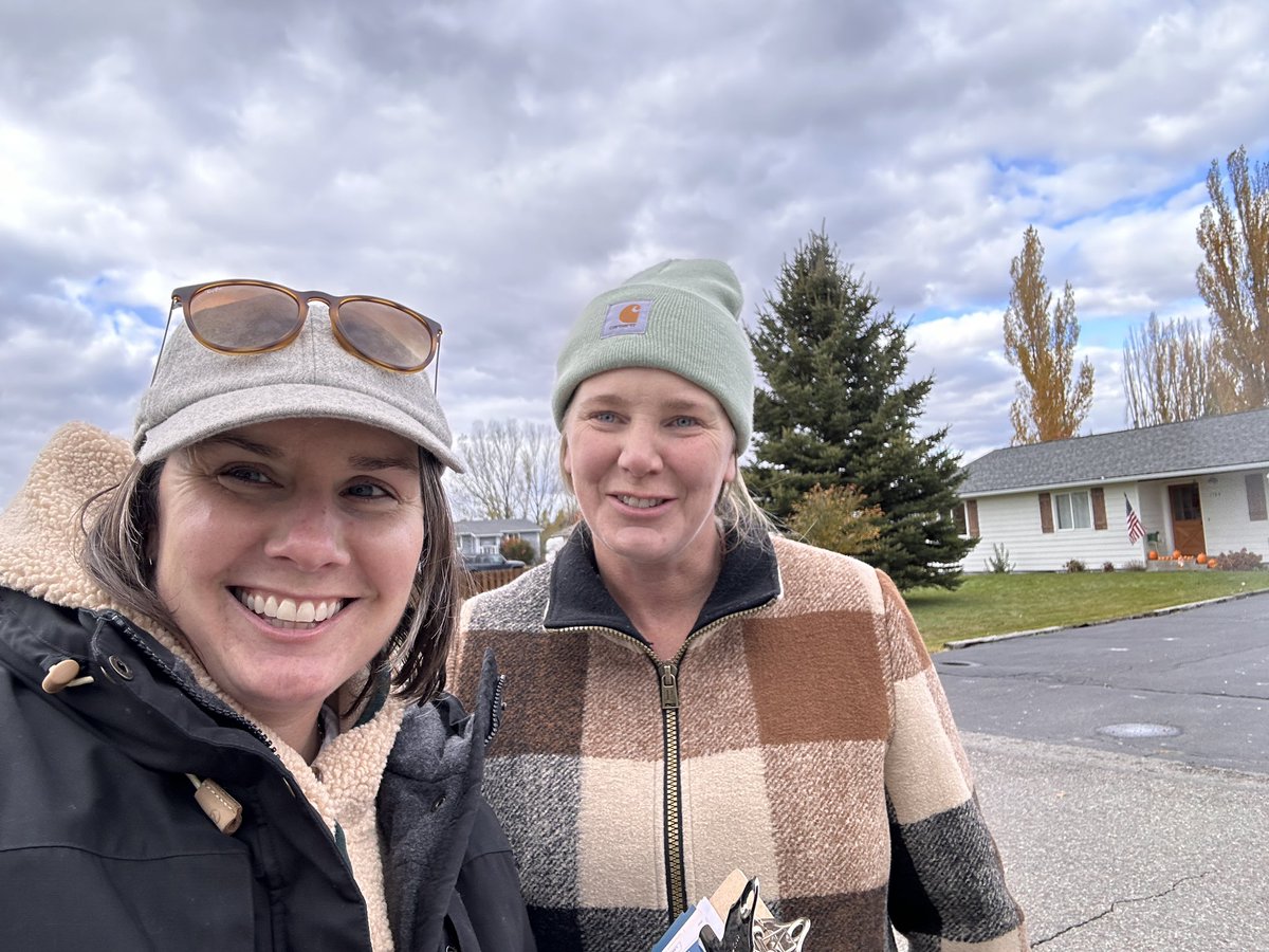 We may live in one of the reddest counties in MT but it’s not stopping us from knocking on doors in support of MT Dems including Tester, Busse, Tranel, Repke, O’Brien, Alke and more! 
#getyourmontanaback