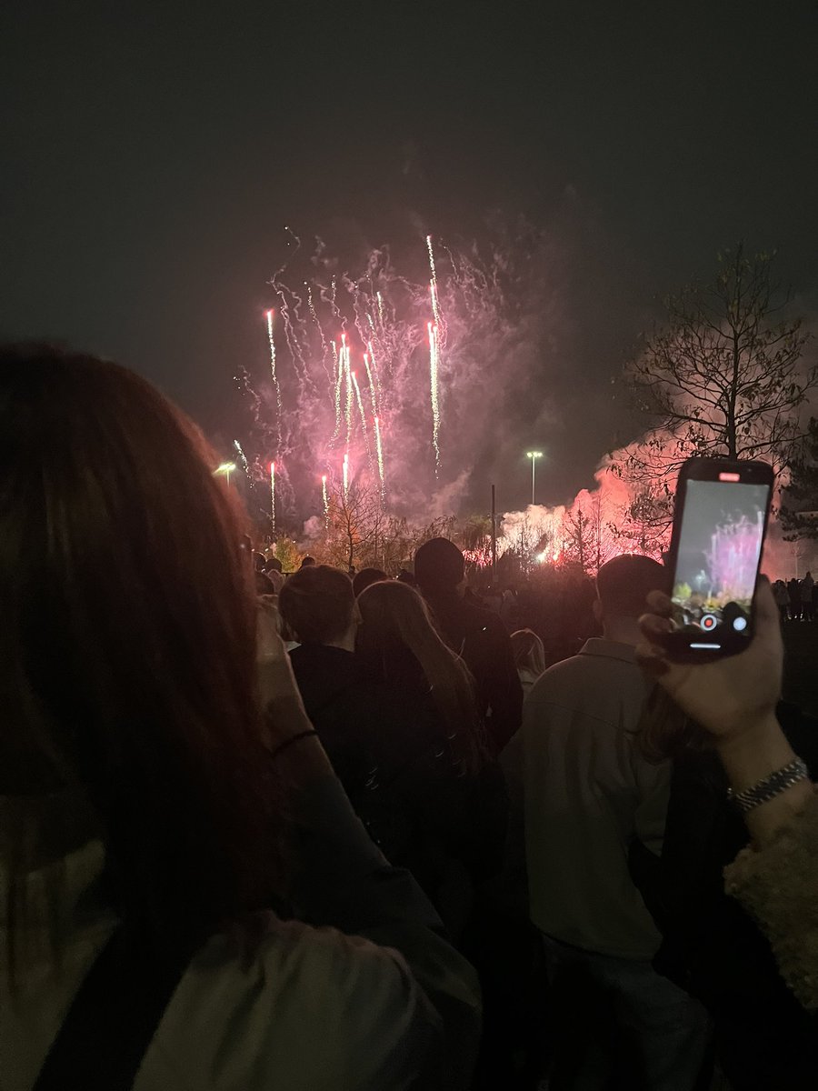 Mr Humanities tweet media