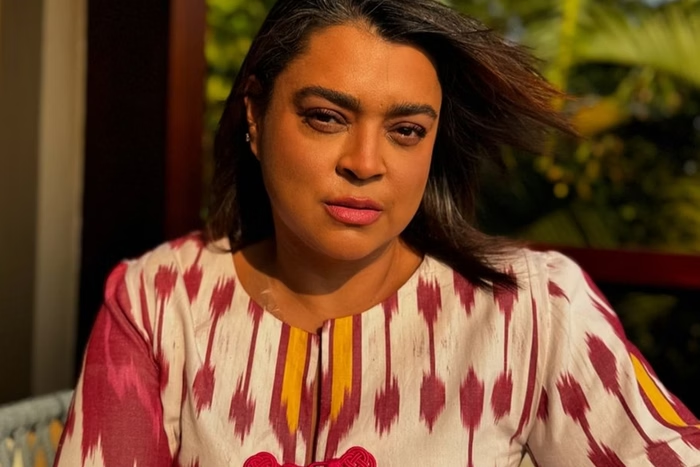 💊 Preta Gil impressiona com quantidade de remédio: “Grata a cada pílula”

No quarto ciclo de quimioterapia, Preta Gil mostrou a quantidade de remédio que precisa tomar durante o dia.

Leia: curt.link/xHvsR