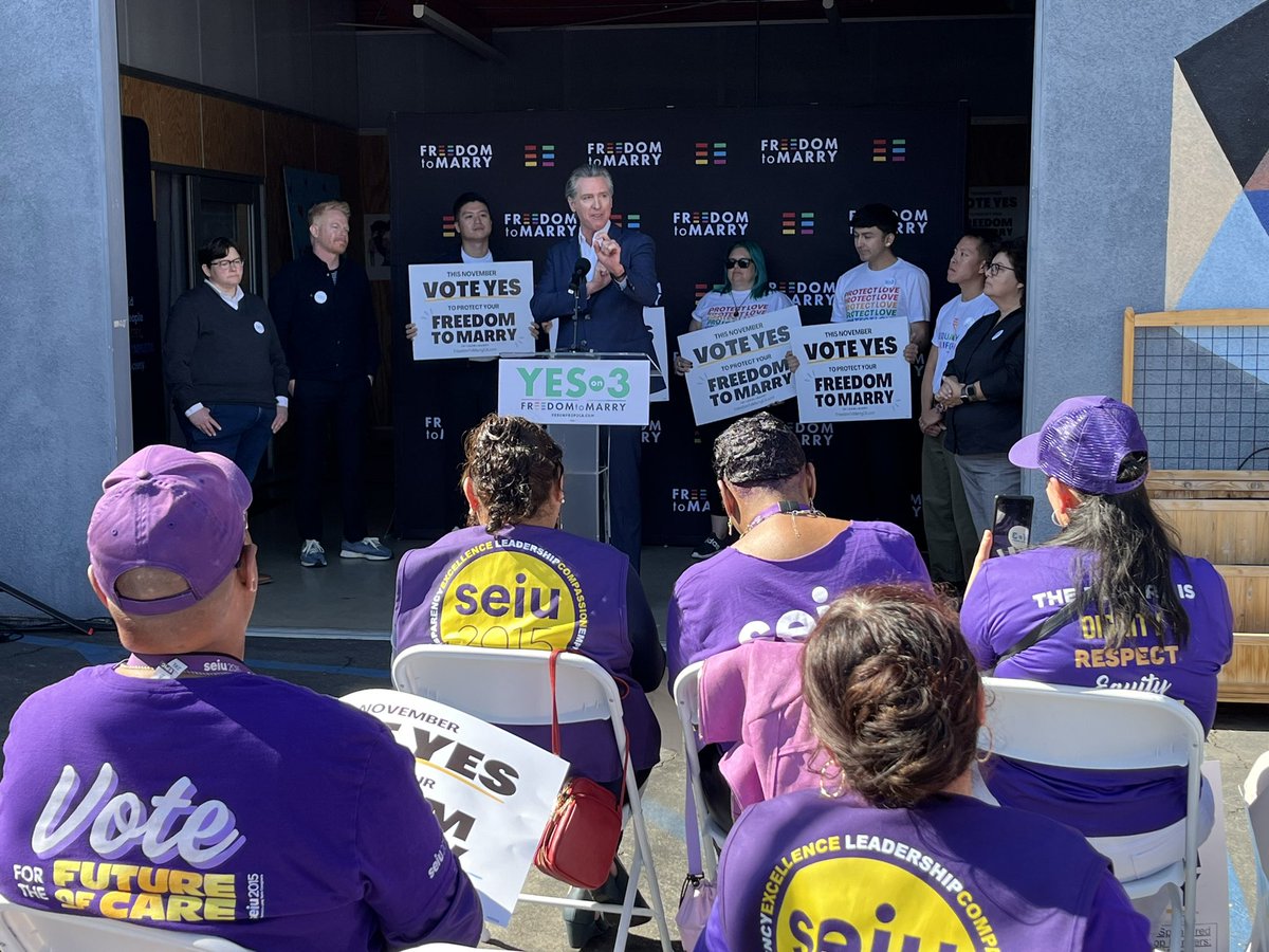 hromero121's tweet photo. @SEIU2015  members rallied and texted banked today for the freedom to marry to encourage CA to vote @YesonProp3CA with @GavinNewsom @jessetyler and @ChairMarkRamos @eqca out of the @somoslea headquarters! #yeson3 https://t.co/4olvFB9CUG