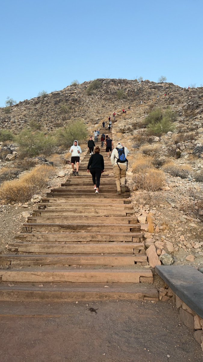 SharShar2u's tweet photo. First time coming to the Verrado Victory stairs and I went up twice I loved it 🥰 https://t.co/MtuUvu4fHH