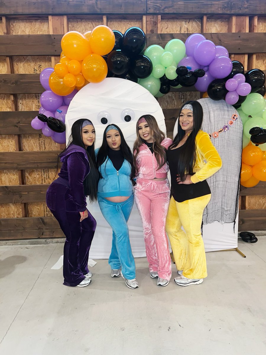 123fourkhlok's tweet photo. Happy Halloween 🎃👻 - Cheetah Girls https://t.co/SPdHMj3g5m