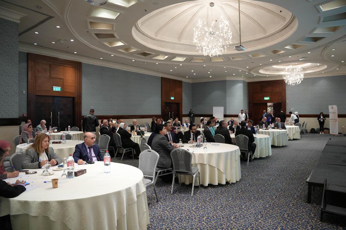 PartJo's tweet image. تحت رعاية وزير الشؤون السياسية والبرلمانية عبدالمنعم عودات، نظمت شركاء الأردن والمعهد الهولندي للديمقراطية متعددة الأحزاب جلسة حوارية بعنوان: “الأحزاب السياسية ما بعد الانتخابات البرلمانية وقدرتها على التأثير في السياسات المالية والاقتصادية”