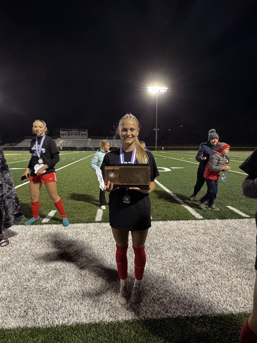 parkerrgraham's tweet photo. Sectional Champions!!! ❤️💙 I had the second goal of the game to put us up 2-0! Couldn’t have asked for a better team to do this with! ❤️

#sectionalchamps #together https://t.co/pnZoeAA9Zv