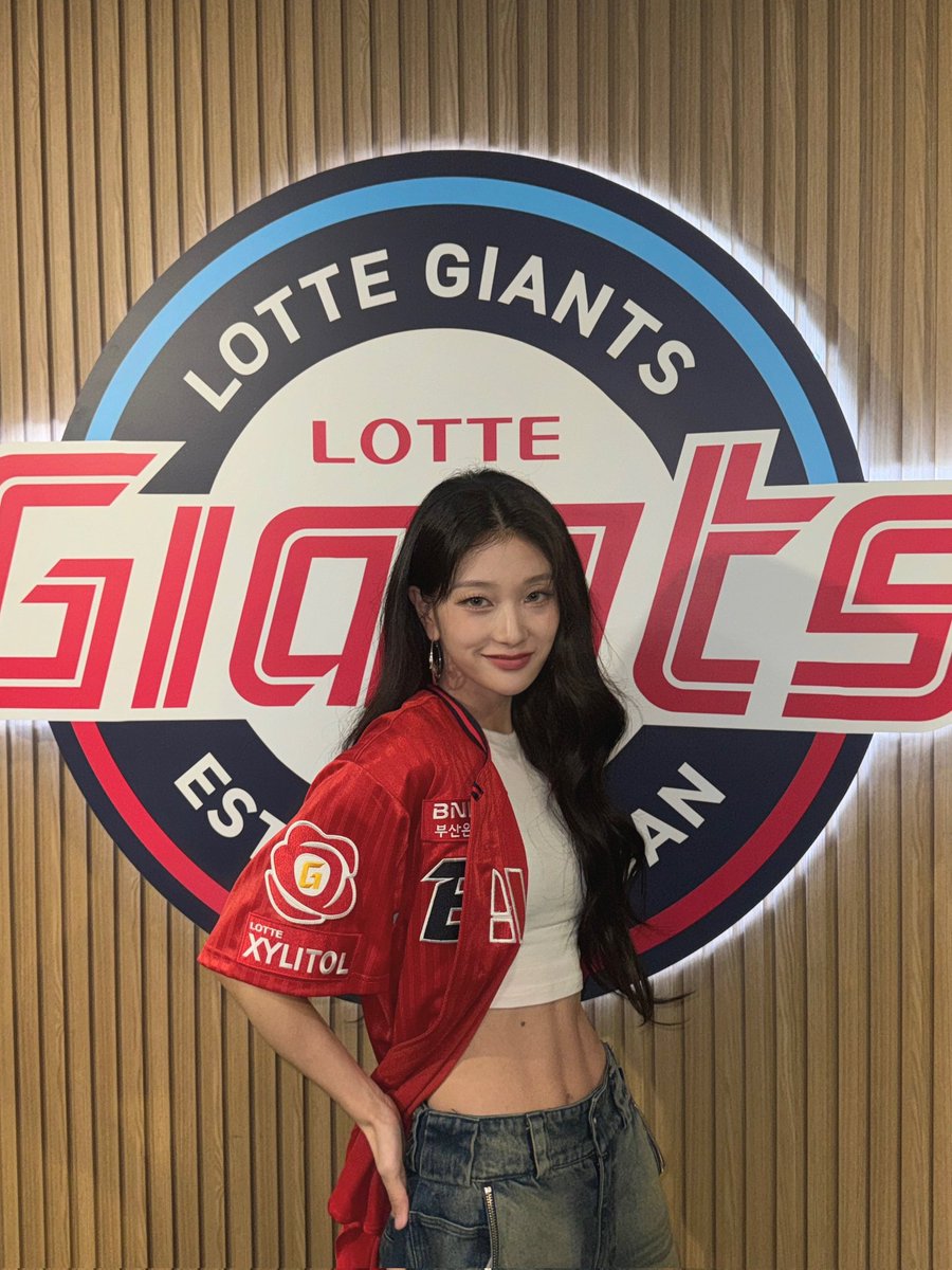 fromis_9 file 🍀 tweet media