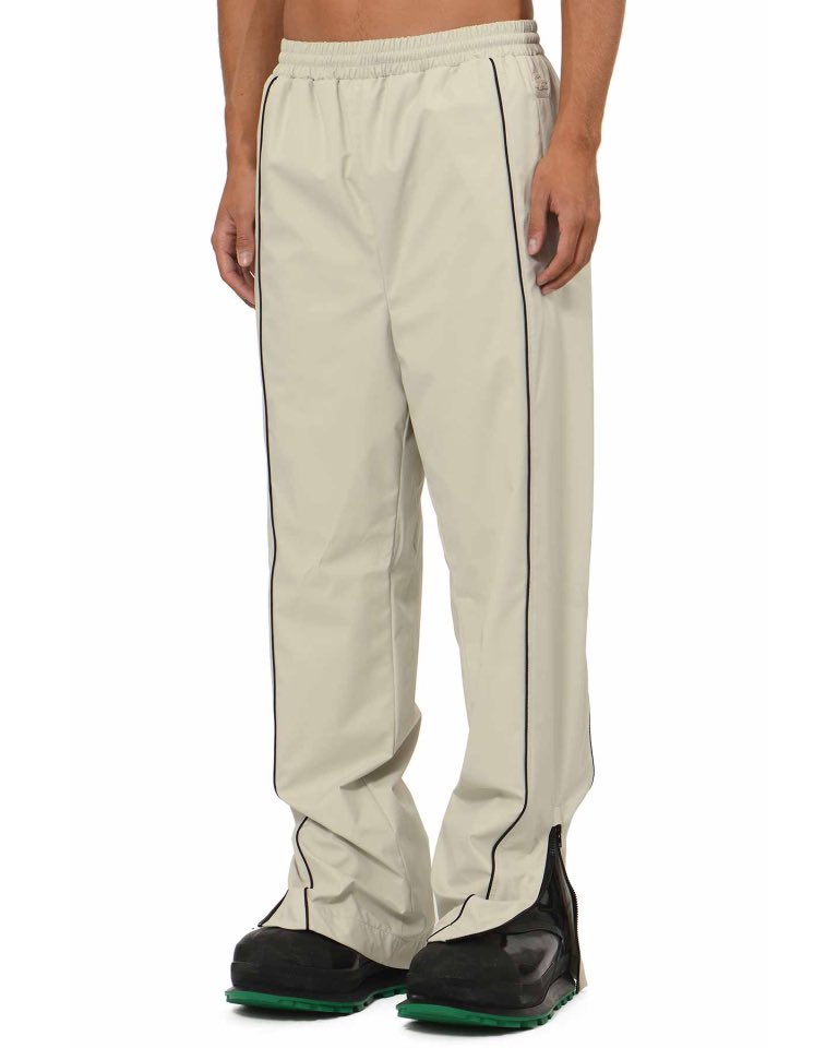 Explore our AW24 designer trousers selection: Curated from the world’s most renowned fashion houses. Discover the perfect blend of style and innovation at wrongweather.net/shop/category/… #droledemonsieur #rickowens #fashion #trousers #menswear