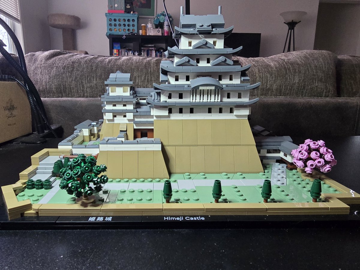 phenyx310's tweet photo. Finished it! Internet cutting out quite a lot but we got it done! It looks great! Had a great time making it! Hope everyone has a great rest of your day! Thank you for joining stream when you could! 😅 https://t.co/Xtrs0IzGxJ