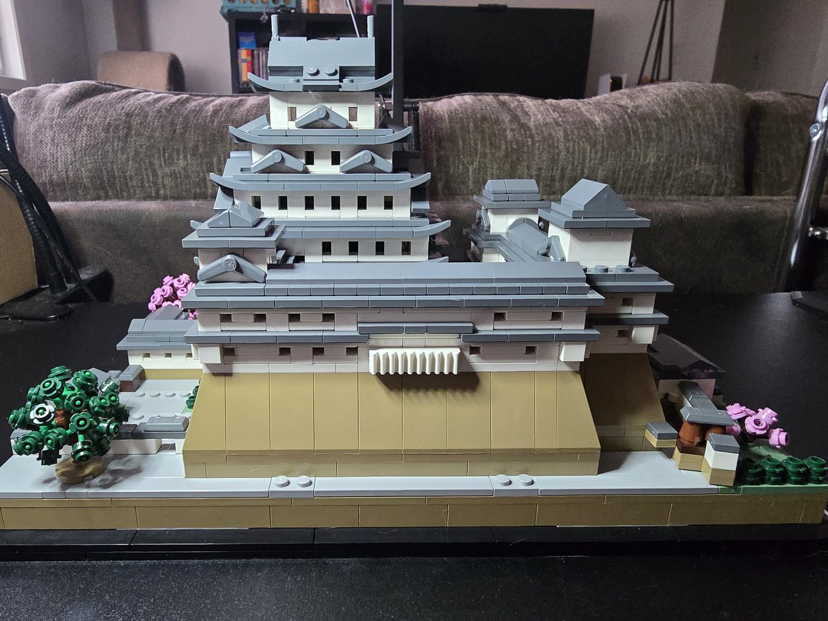 phenyx310's tweet photo. Finished it! Internet cutting out quite a lot but we got it done! It looks great! Had a great time making it! Hope everyone has a great rest of your day! Thank you for joining stream when you could! 😅 https://t.co/Xtrs0IzGxJ