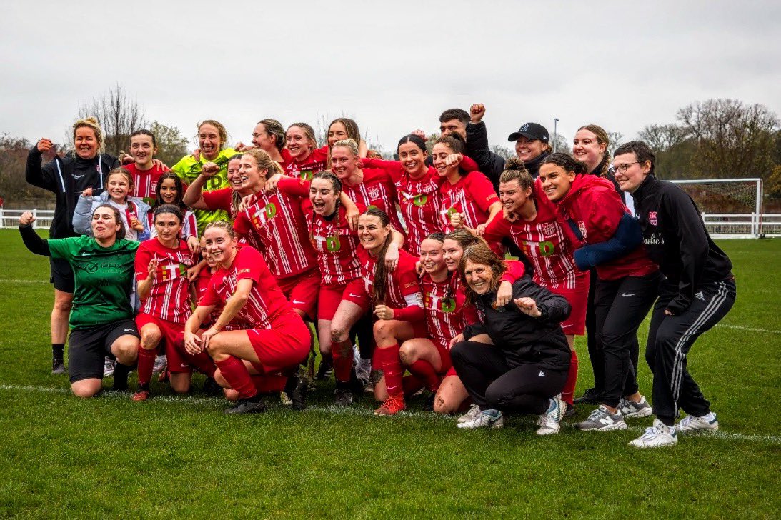 WHAT A RESULT!!!@fcsthelenswomen today won against 6 time FA Cup winners Doncaster Belles 👏🏻👏🏻🔴⚪️🔴⚪️