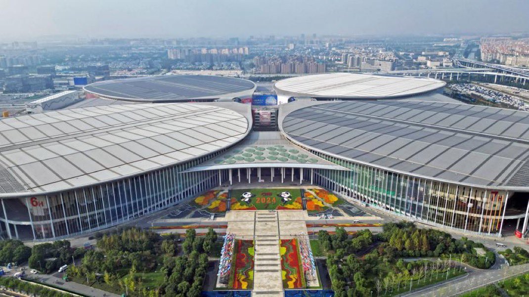 daviddelapaz's tweet photo. La Exposición Internacional de Importaciones de China (@ciieonline) constituye una "oportunidad invaluable" y es una "excelente plataforma para mostrar productos", declaró Cristian Chamorro, market manager en #China de la empresa chilena @BDP_FOODS 
https://t.co/Sneuc6UEdt https://t.co/1m3HHx1Rbe