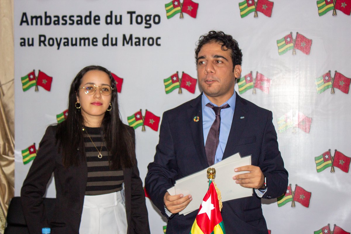 M. Moaad Mountassir, ingénieur chef de projet en énergie électrique, formateur en gestion de projet et président de la JCI RABAT, a modéré le panel de la table ronde sous la présidence de M. <a href="/AmakoeEugene/">Eugène Amakoé KLUTSE</a>, Chargé d’Affaires a.i. de l’Ambassade du Togo au Royaume du Maroc.