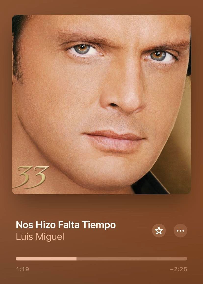 iPapiLuisMi's tweet photo. Yo dándolo todo en el gym   //   Mis audífonos https://t.co/oVWCgffkBz