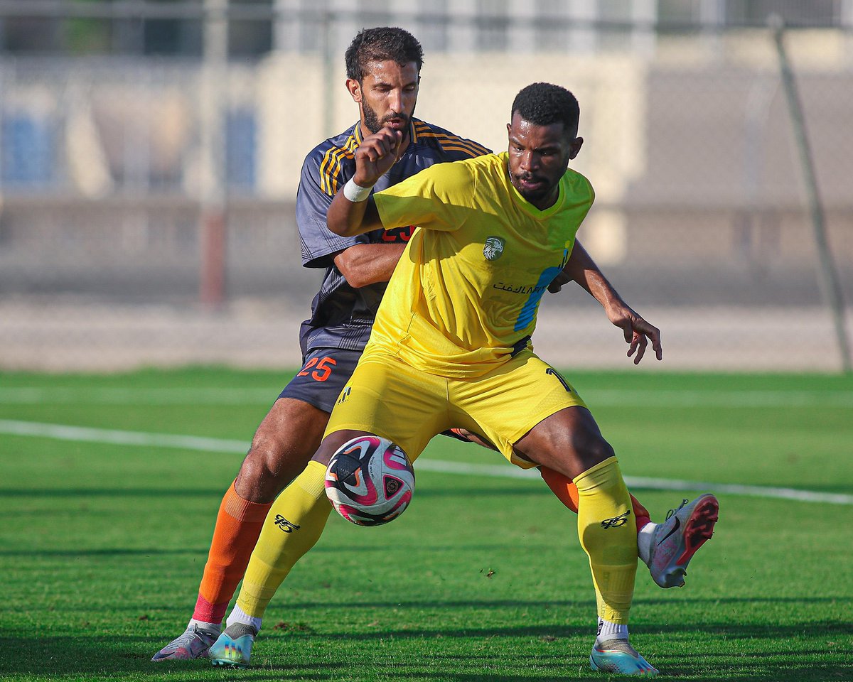 YSM_players's tweet photo. 📷 ساهم مهاجم نادي #الجيل الكابتن سعد المولد في فوز ناديه امام شقيقه نادي #مضر بعد تسجيله هدف ومواصله تألقه في تقديمه للمستويات المتميزه 

برافوووو يابطل 💪💪 https://t.co/jLkeF8EkGD