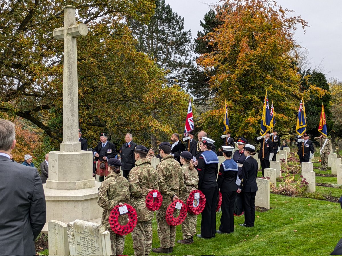 Thank you to everyone who took part in the 2024 #Remembrance Service at #Bedford cemetery