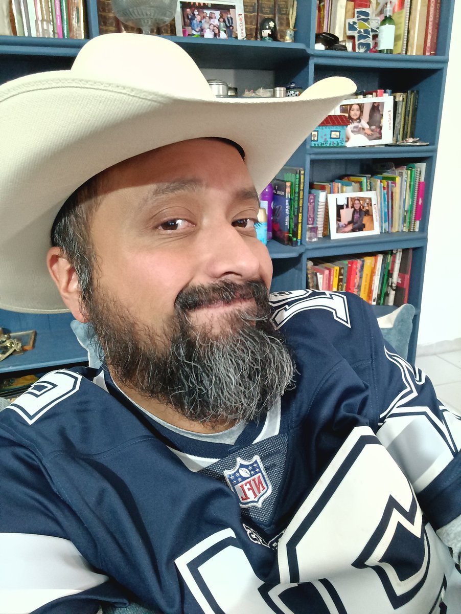 memelounge's tweet photo. @FOXImpactoNFL #gocowboys https://t.co/RGP8wV5esg