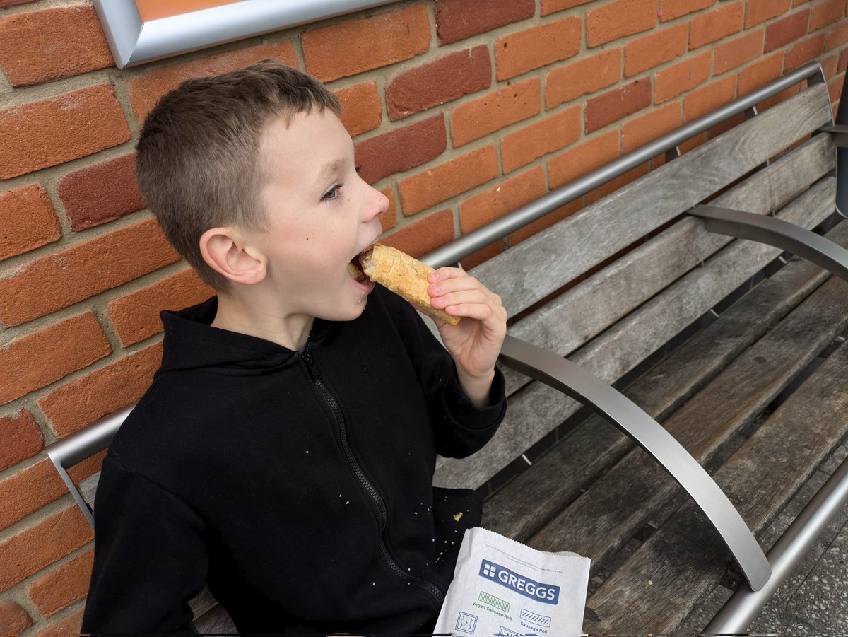 Sarah🦋 tweet media