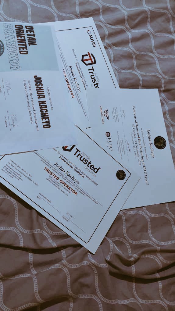 2 weeks later, your fresh graduated has bagged other papers!

Drones and Data Technology ✅️
Trusted Operator (TOP 1)✅️
Trusted Operator (TOP 2)✅️
Detail Oriented Contributor Award✅️

16 Drone-Pilot Students turned to fully equipped Drone Pilots!

#UAVS #UAVSI