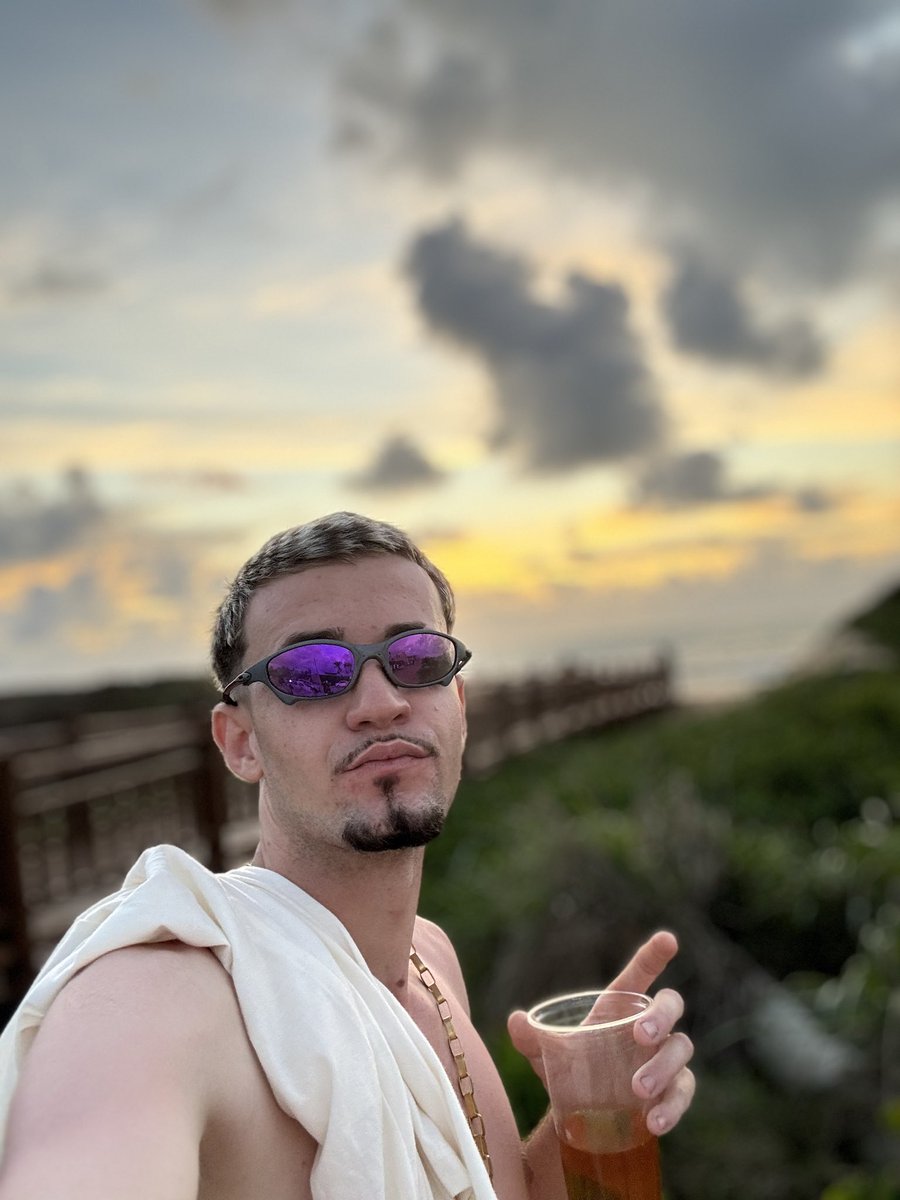 criadust's tweet photo. ✨🪂 https://t.co/BqVXIRBRNz