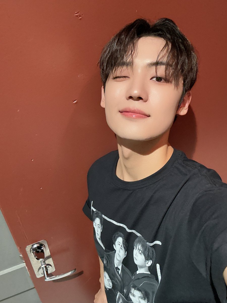 official_ACE7's tweet photo. [#에이스_강유찬]

rakastan sinua, Finland 💛🇫🇮

#ACE #에이스 https://t.co/C29FCLlSw2