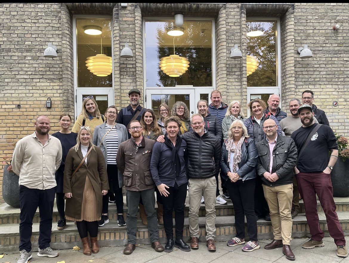 Pitton School tweet media